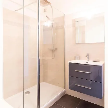 Chez Dominique - 1 Chbre 2-4pers Centre Migrainier Ancien With Ac Appartement Antibes