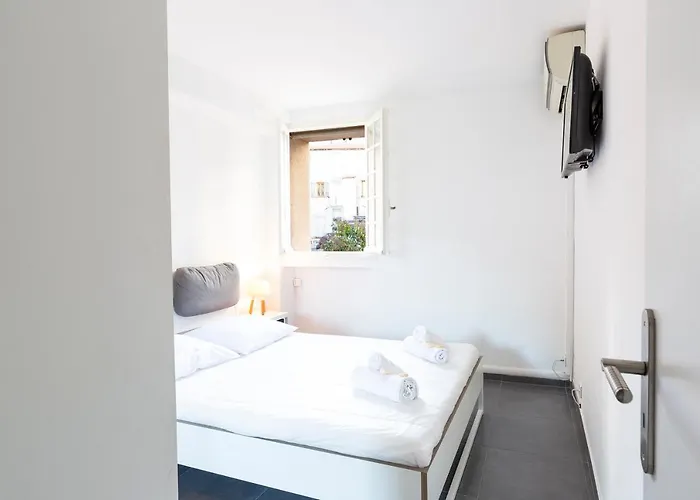 Chez Dominique - 1 Chbre 2-4pers Centre Migrainier Ancien With Ac